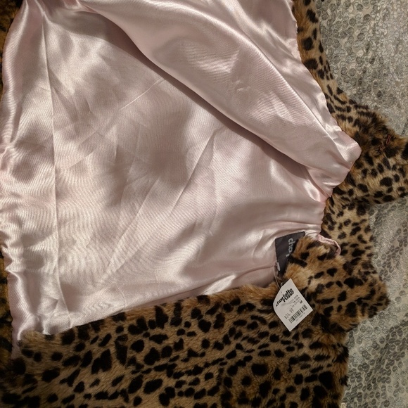 Jacket - Picture 3 of 3